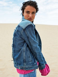 large_portrait (6).jpg