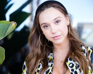       aren170417BZNimage105.jpg