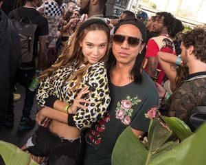       aren170417BZNimage111.jpg