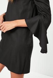 59012171c4191_black-bardot-frill-sleeve-shift-dress2.thumb.jpg.d6f0f8ea4394824c760edf8be155d849.jpg