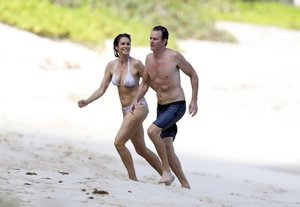 Cindy-Crawford-Rande-Gerber-St-Barts-April-2017.jpg