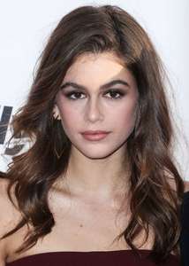 Kaia-Gerber--Daily-Front-Rows-3rd-Annual-Fashion-LA-Awards--07.thumb.jpg.242a4c9a5cfce3330a66f49a843a24c9.jpg