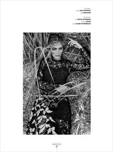 Kalli-Dangerfield-Two-Sided-Magazine-Eduardo-Rezende-02-620x829.jpg