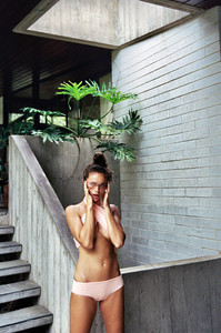 LOOK-9_06_185ddc2f-cec0-4992-9896-948d8813f918.jpg