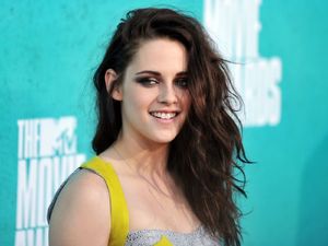 cute-and-naughty-kristen-stewart-coda-craven.jpg