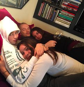 edie_dec15_indigolewin.thumb.jpg.4e7017d987cdbb36ec0b3794fdab9fff.jpg