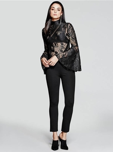 halenka-guess-by-marciano-amabella-lace-bell-sleeve-top-cerna-4-1.jpg