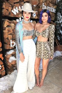 kendall-kylie-jenner-winter-bumbleland-day-1-4-15-2017-1.jpg