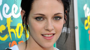 kristen-stewart-2009-look.jpg