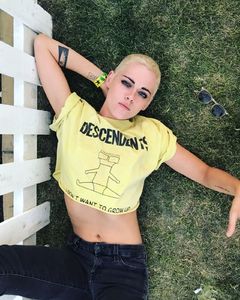 kristen-stewart-coachella-portrait-for-nylon-magazine-april-2017-1.thumb.jpg.de1c3dec6ab49ac96dcc8d57d87be189.jpg