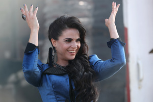 lana-parrilla-once-upon-a-time-interview-1476377701.jpg