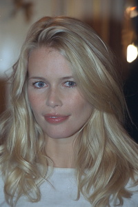 portrait-of-claudia-schiffer-picture-id612608240.jpg