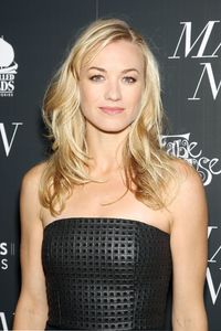 yvonne_strahovski_quotmanhattan_nightquot_nyc_screening_5162016.thumb.jpg.684dd7984c80c14798fac62d417fe24b.jpg