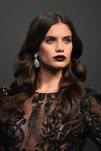 0420104236494_1_sara_sampaio_chopard_space_party_during_the_70th_cannes_film_festival_51917.thumb.jpg.cf45acdfdaf52cd2366e06171ab00f72.jpg