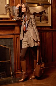 10-Ralph-Lauren-Pre-Fall-17.thumb.jpg.312fb32bfaea499a7f449e7e3d0a4d47.jpg