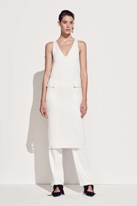 17-camilla-and-marc-resort-17.thumb.jpg.cc145a9893e2e751a620160e21dfaadf.jpg