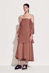 22-camilla-and-marc-resort-17.thumb.jpg.9203ec7b616f367554f12cad71f74255.jpg