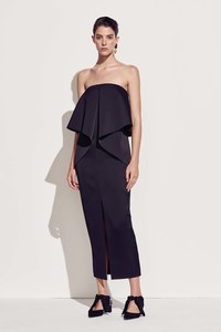 26-camilla-and-marc-resort-17.thumb.jpg.a6b518fa76f46d46c3da4470d7de18d8.jpg