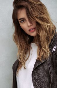 590f2f4db7766_JenniferBecker.thumb.jpg.93f96b23dab3ba85bbd35ec597e12954.jpg