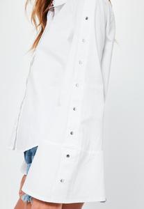 5910f5d9844cc_white-popper-detail-flare-sleeve-shirt2.thumb.jpg.f715a6716fb047533f0df0cbf4a08076.jpg