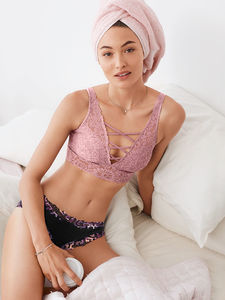 vs 1 (3).jpg