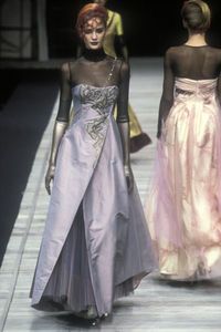 59220dfda5ff8_ChristianLacroixFallWinter19971998ParisFashionWeek.thumb.jpg.37f0bb98b53e6ca13e30573abc728a66.jpg