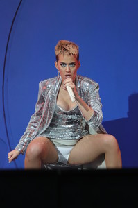   katyp280517BZNimage129.jpg
