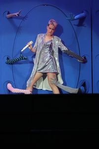   katyp280517BZNimage148.jpg