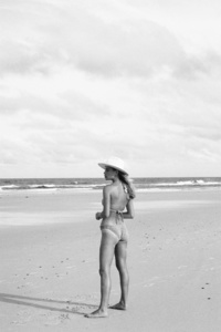 A003543-R2-35-1bw.jpg