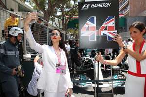 Adriana-Lima-at-Monaco-Formula-One-Grand-Prix--02.thumb.jpg.0e0a95e49a67758a66c008d958e62ed3.jpg