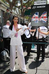 Adriana-Lima-at-Monaco-Formula-One-Grand-Prix--05.thumb.jpg.81d17406ed165436208245e20033531e.jpg