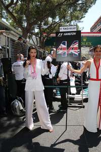 Adriana-Lima-at-Monaco-Formula-One-Grand-Prix--07.thumb.jpg.840f3df930ffe19500ce9b2541ff07fa.jpg