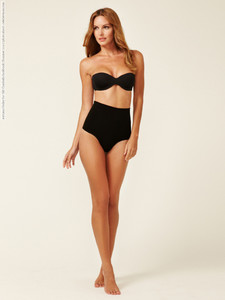 Autumn-Holley-for-Gilt-Cosabella-lookbook-Summer-2012-photo-shoot-099-768x1024.jpg