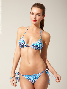 Autumn-Holley-for-Gilt-Milly-lookbook-Summer-2012-photo-shoot-038-768x1024.jpg