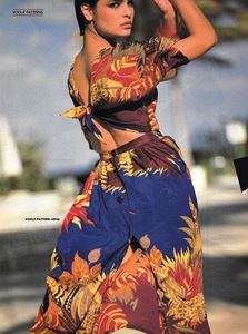 Elgort_Vogue_US_June_1984_01.thumb.jpeg.a5bb69e96ced71836db6364253cce197.jpeg