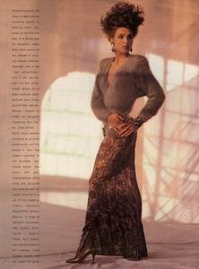 Elgort_Vogue_US_November_1983_02.thumb.jpeg.89ca374cfe2be4ddfbd420b7198d92b1.jpeg