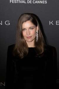 Laetitia-Casta--Kering-Women-in-Motion-Awards-2017--13.jpg