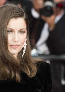 Laetitia-Casta--The-Meyerowitz-Stories-Premiere-at-70th-Cannes-Film-Festival--01-300x420.jpg