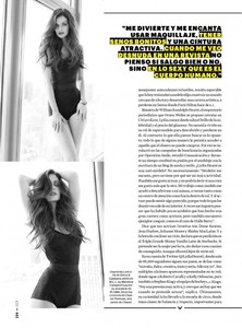 Lydia-Hearst--Esquire-Mexico-2014--05-662x893.jpg