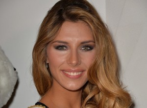 MIss-France-decouvrez-la-premiere-tele-de-Camille-Cerf-lorsqu-elle-a-15-ans_portrait_w674.jpg