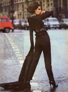 Meisel_Vogue_US_August_1983_06.thumb.jpg.f525e3fc6f3d780128ccceafa191b8eb.jpg
