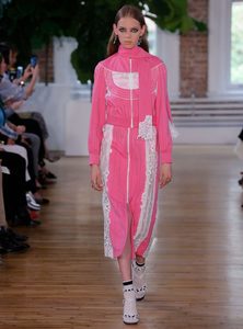 Valentino-resort-2018-fashion-show-the-impression-09-760x1024.jpg