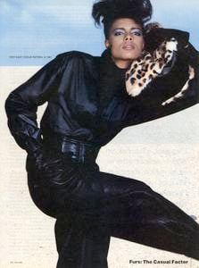 Varriale_Vogue_US_November_1983_10.thumb.jpg.27d2e9daadbd53f66b1b530826e2166b.jpg