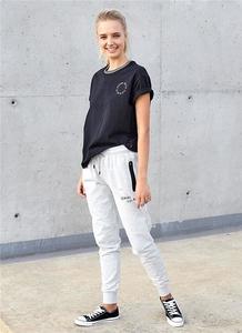 WTKJGGMA0Q27508-01.jpg