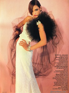 Weber_Vogue_UK_June_1983_07.thumb.jpeg.99694ad720dfe1ac75416a98bc2837f1.jpeg