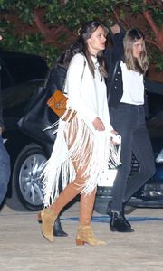 alessandra-ambrosio-at-nobu-in-malibu-05-13-2017_4.jpg