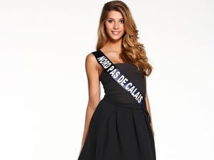 camille-cerf-miss-france-pics-6299f46d59e66887bae858e97d8e21f8-large-828997.jpg