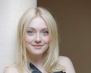 dakota-fanning-492702148.jpg