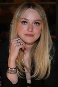 dakota-fanning-at-repossi-los-angeles-dinner-at-chateau-marmont-in-west-hollywood_919051721.jpg