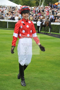 edie_DON-SIN-228_glorious_goodwood_28jul11_donfeatures.thumb.jpg.40ebc4dad114ae7bd5e17309f301c683.jpg